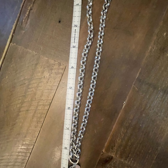 Origami Owl Thick Silver roll chain necklace - Picture 2 of 3